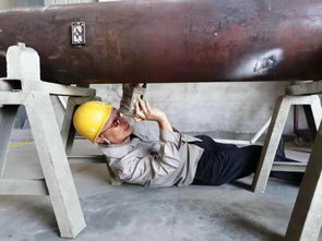 默默无闻讲担当 ——记省特检院直属分院胡革春与他的油罐车情缘